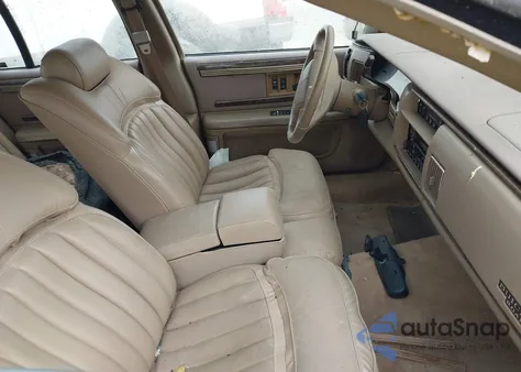 1995 Buick Roadmaster from USA, damaged, VIN 1G4BN52P3SR416281